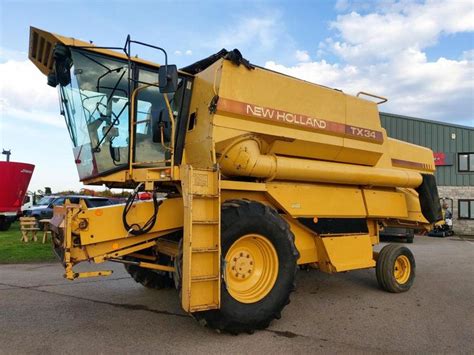 New Holland TX34 Combine