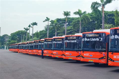 Kolaborasi Dengan DAMRI TransJakarta Tambah 26 Unit Bus Listrik