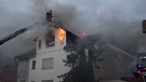 Ladenburg Zwei Menschen Nach Brand Von Wohnhaus Tot Baden W Rttemberg