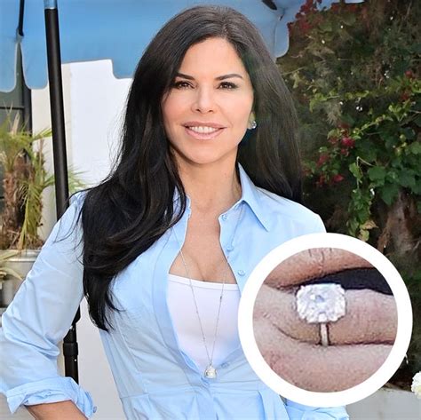 Lauren Sanchez's Engagement Ring Photos, Details, Price, Carats
