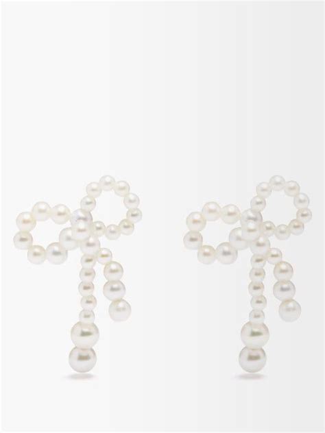 Sophie Bille Brahe Exudes Romantic Charm With These White Rosette De