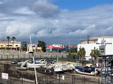 Las comunicaciones con la península operan con normalidad tras el paso