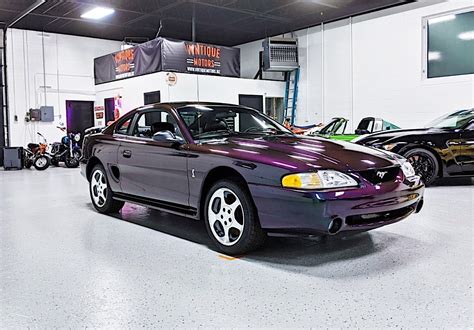 Color Shifting 1996 Ford Mustang SVT Cobra Was Hidden For Decades