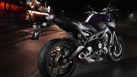 Yamaha Unwraps The FZ 09 Triple Cylinder Beast Autoevolution