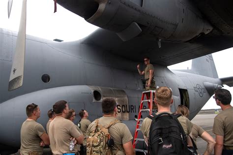 Ang Maintenance Team Combines Experience During Mg23 Air National