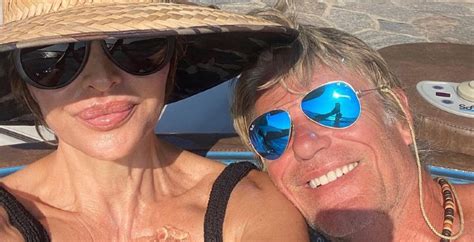 Lisa Rinna Harry Hamlin Caught Hanging Out Naked In Hot Tub