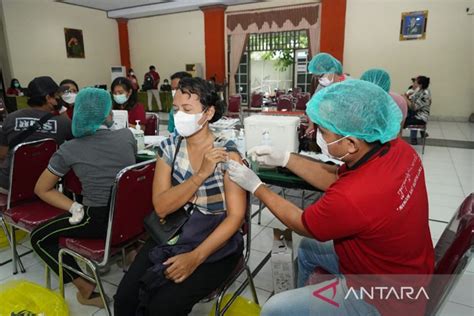 Masyarakat Penerima Dosis Ketiga Vaksin Covid 19 Capai 637 Juta Orang