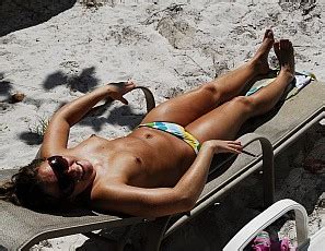 Naked Sunbathing At Florida Beach House Nebraska Coeds