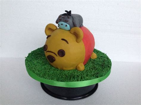 Winnie Pooh Und I Aah Torte 3D Torte Kuchen Rasen Aus Royal Icing