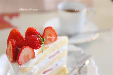 イチゴのショートケーキ 写真素材 5889797 フォトライブラリー Photolibrary