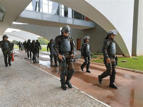 CPMI 8 1 relatório do Exército mostra baixa mobilização de tropas