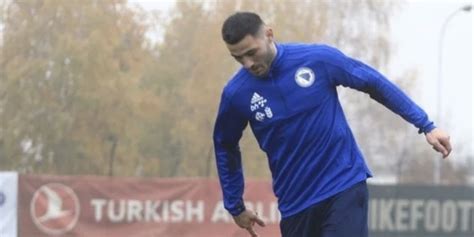 Sead Kolasinac tests positive for Covid-19 - Arseblog News - the ...