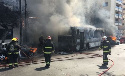 Tragedia En Ramos Mejía Un Colectivo Arrolló Y Mató A Un Motociclista