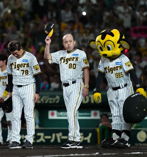 【阪神】岡田監督「こっちはワンチャンスやった、はっきり言うて」首位巨人に勝ち1差／一問一答 プロ野球写真ニュース 日刊スポーツ