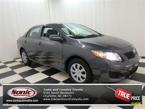 Magnetic Gray Metallic Toyota Corolla Le Photo