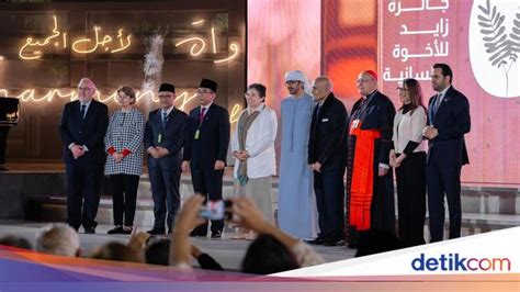 Nu Muhammadiyah Terima Penghargaan Zayed Award Jokowi Pertama Di Asia