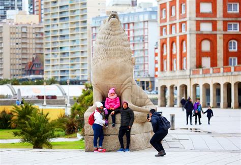 El clima y la economía golpearon al turismo Mar del Plata recibió unos