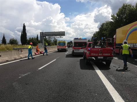 Incidente A Adesso Incidente Mortale In A Tra Fiorenzuola E Fidenza