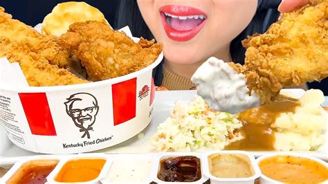 Eating Kentucky Fried Chicken Mukbang Eating Sounds Youtube