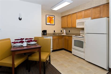 Extended Stay Hotels in Baton Rouge, Louisiana | Residence Inn Baton Rouge Towne Center