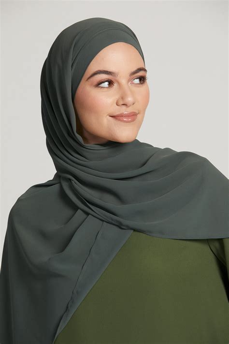 Dark Green Instant Hijab Ready To Wear Chiffon Hijab Abayabuth