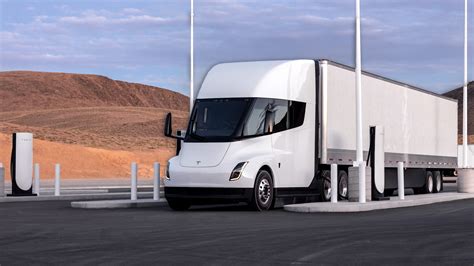 Independent Tesla Semi Testing Reveals Real World Range Figures