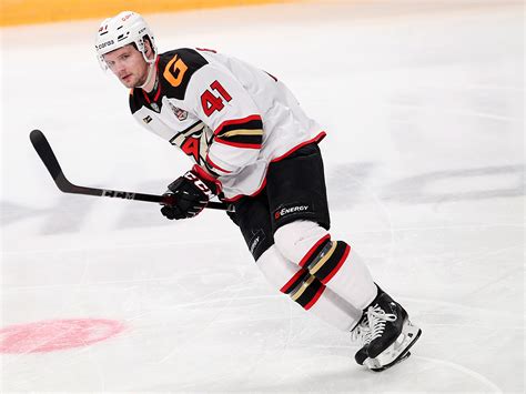 «Хоккейный Бульбаш: Хоккеист сборной Беларуси продлит контракт с ...