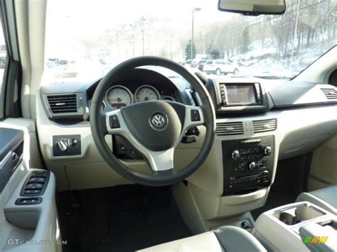 2010 Volkswagen Routan SEL Premium interior Photo #44547119 | GTCarLot.com