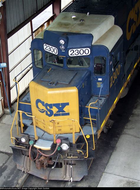 CSXT EMD Road Slug 2300