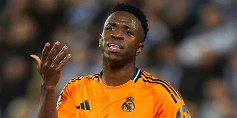 Infortunio Vinicius Il Comunicato Del Real Madrid Come Sta E Tempi Di