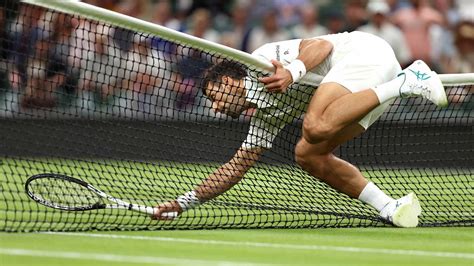 Djokovic Gặp Khó Với Những Cú Giao Bóng 130 Dặmgiờ