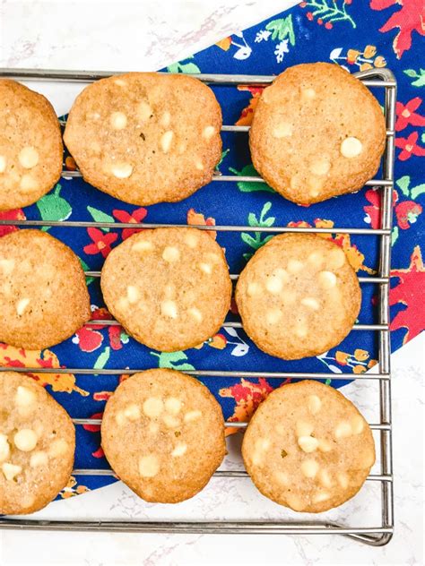 Crispy Salted Caramel Cookies Recipe - Aileen Cooks