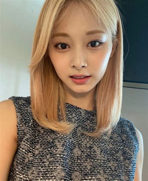 Short Blonde Hair Tzuyu Is The Rarest Thing In Twice Tzuyu Asian Haven