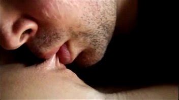 lamiendo coño XVIDEOS