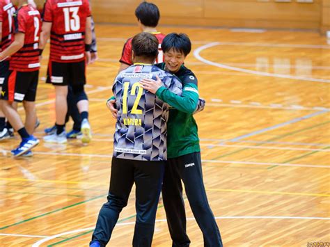 ハマサトカメラ on Twitter ハンドボールリーグ男子 10 22 枇杷島スポーツセンター 試合終了後 大同特殊鋼フェニックスのGK