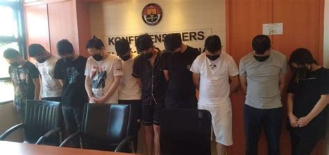 WNA Tersangka Kasus Video Call Sex Di Batam Dideportasi Kumparan