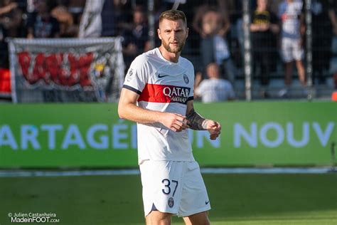 Psg Blessure De Milan Skriniar Le Psg Communique Sur Son D Fenseur