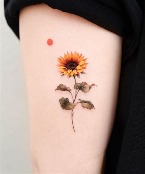 Bellissimi Tatuaggi Con Fiori E Significato