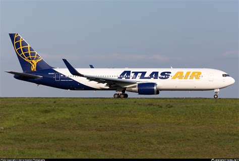 N Gt Atlas Air Boeing Er Wl Photo By Sierra Aviation