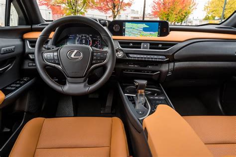 2022 Lexus UX 250h Pictures - 73 Photos | Edmunds