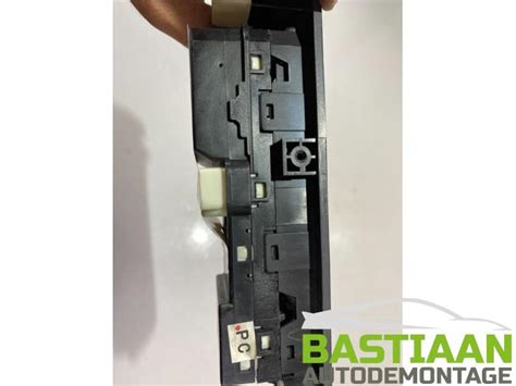 Multi Functional Window Switch Chevrolet Captiva 2 4 16V 4x2 32423423