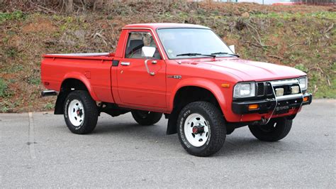 1982 Toyota Sr5 Pickup At Kissimmee 2022 As F871 Mecum Auctions