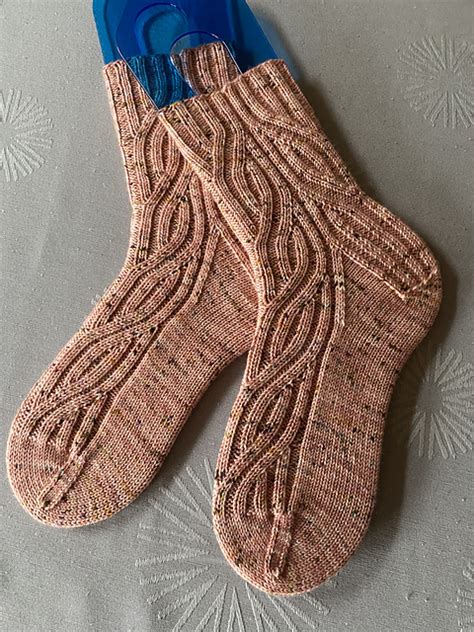 Ravelry Tylerbonni s Coral Reef Socks für meine Schnuggi Maus