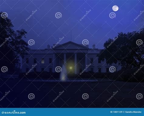 White House At Night Royalty Free Stock Images - Image: 1001129