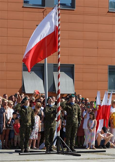 Kurier Pl O Nierze Ochotnicy Z O Yli Przysi G Przy Hali Netto Arena