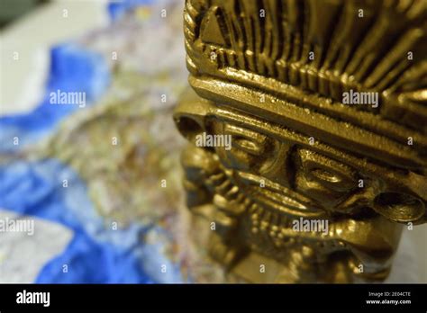 Traveling around the world Stock Photo - Alamy