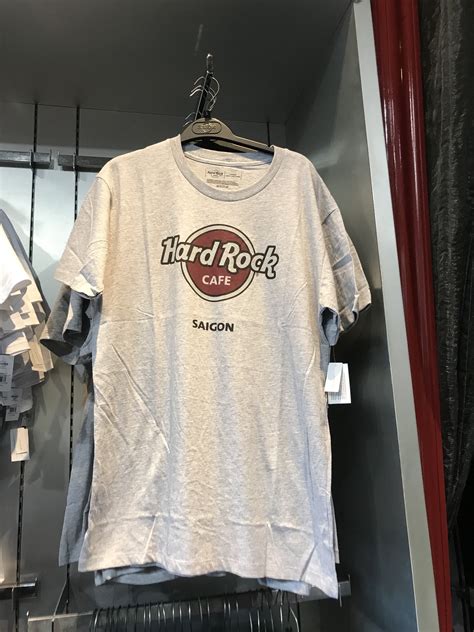 Hard Rock Cafe Saigon Ho Chi Minh Men S Fashion Tops Sets