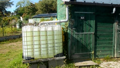 Beginner S Guide To Rainwater Harvesting With Ibc Totes