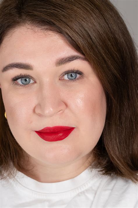 Loreal-Infaillible-Matte-Resistance-Lippenstift-420-Le-Rouge-Paris ...