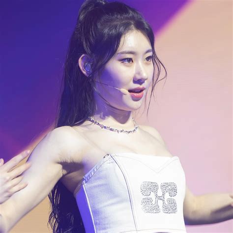 Chaeryeong Itzy R Kpoparmpit